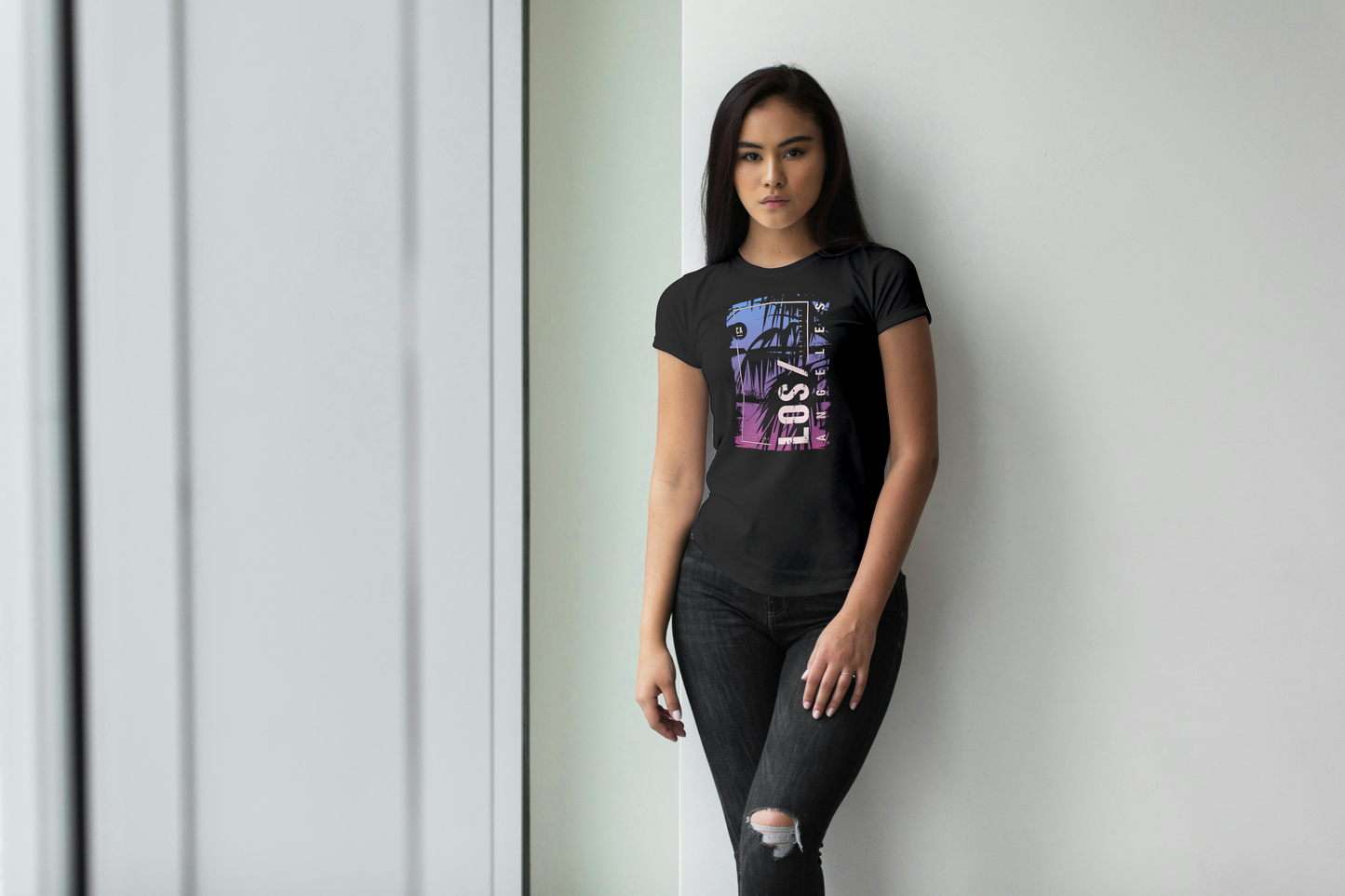 Women's Premium Roundneck T-shirt - LA
