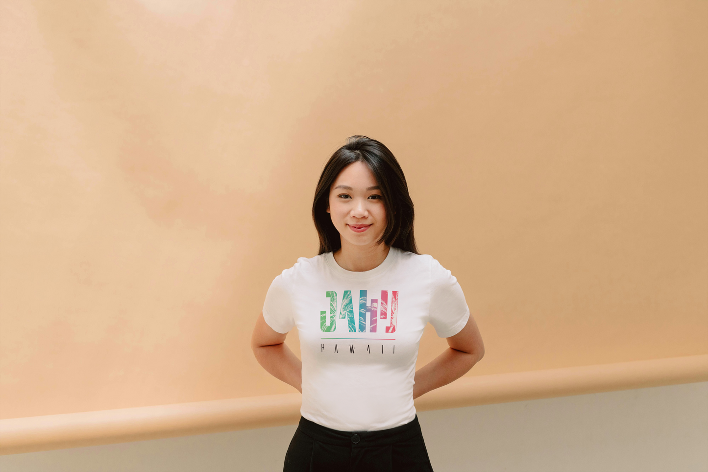 Women's Premium Roundneck T-shirt - Oahu