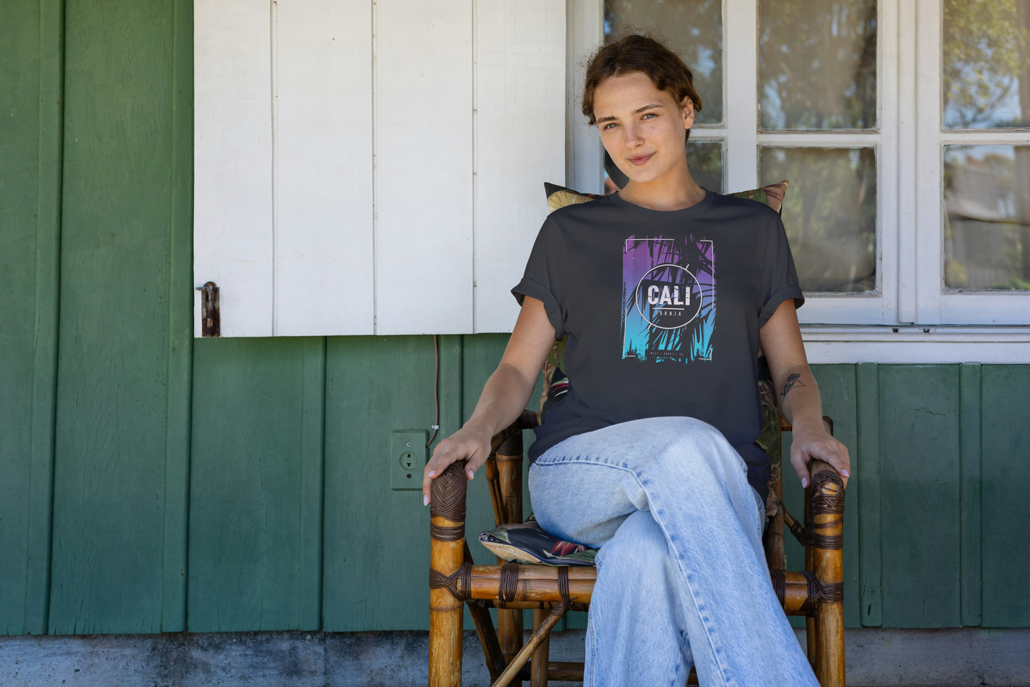 Women's Premium Roundneck T-shirt - California