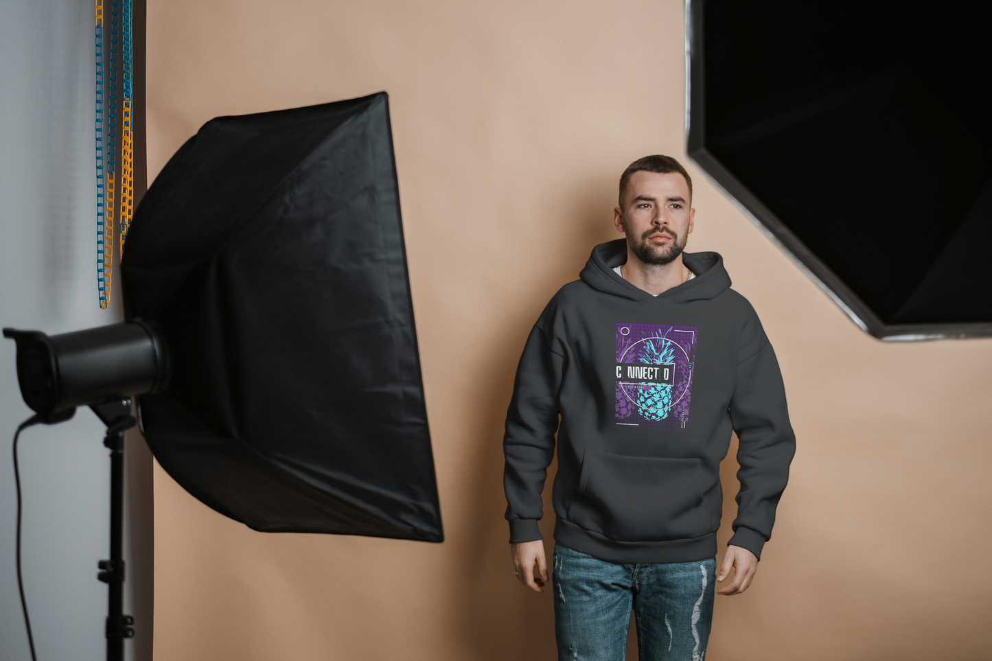 Premium Heavy Hoddie - Connected